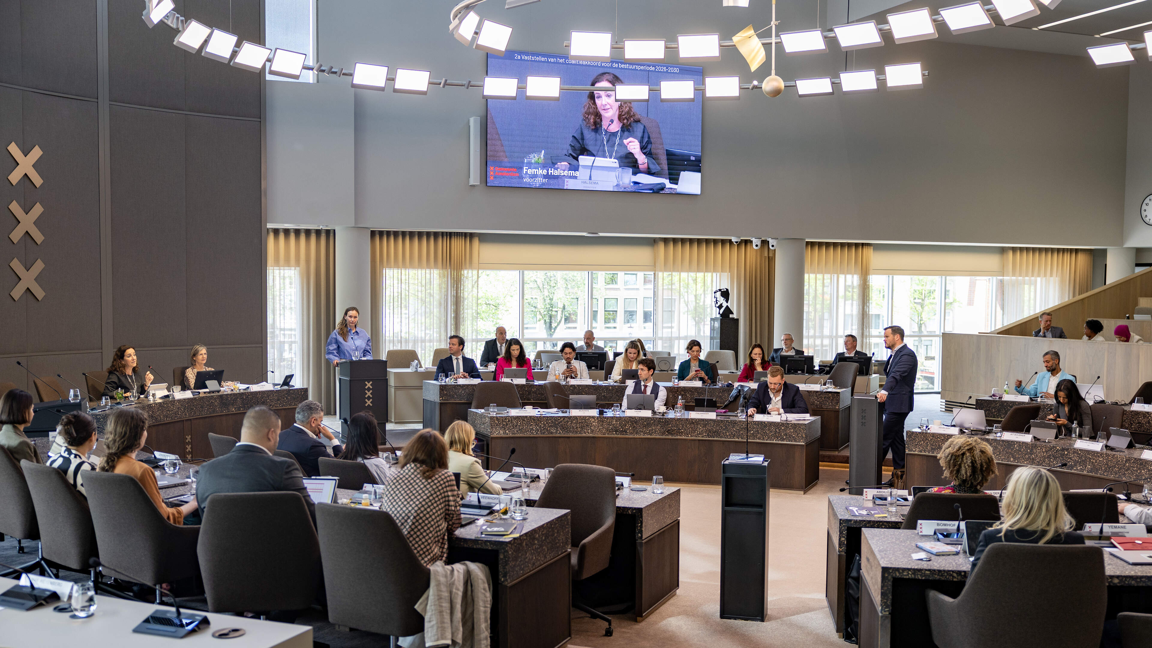 Buitenwijken in opstand tegen Pro Amsterdam: ’Kloof kon niet groter’